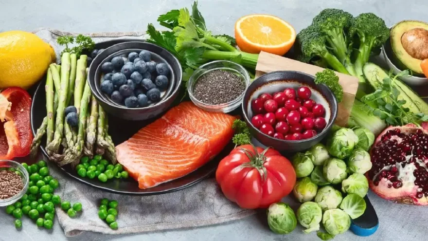 Benefícios da alimentação equilibrada na prevenção da perda de audição Benefícios da alimentação equilibrada na prevenção da perda de audição
