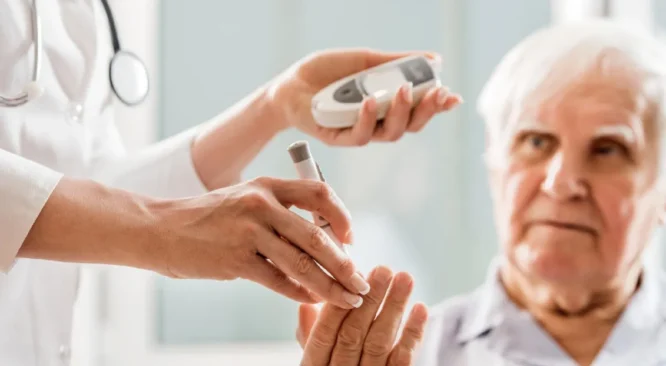 Diabetes pode causar perda auditiva? veja efeitos na audição