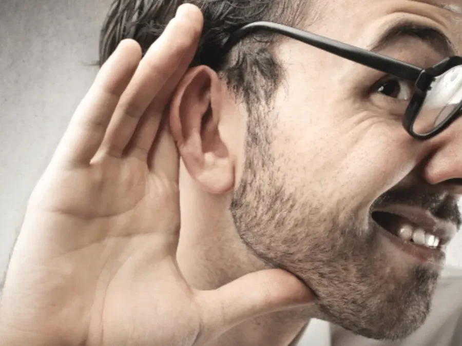 Como saber se você está perdendo a audição: 6 sinais essenciais