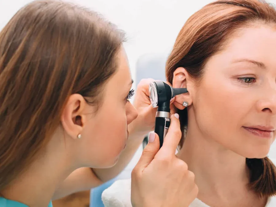 Surdez Unilateral: o que é, causas, diagnóstico e tratamento