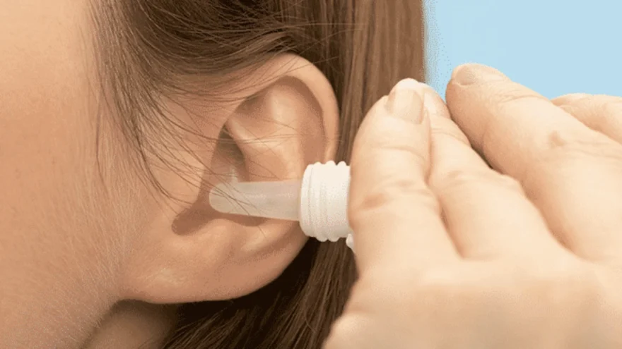 Como fazer lavagem do ouvido: um guia completo e seguro Como fazer lavagem do ouvido: um guia completo e seguro